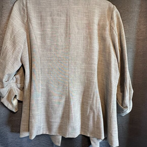 Womans Blazer Size large Tan - Picture 4 of 4